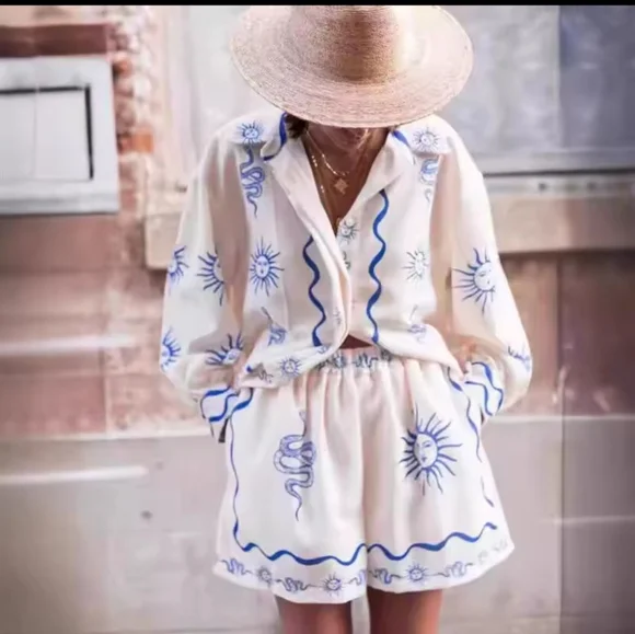 New Fashion Women'sSet Printed linen Casual versatile shirt cardigan shortstwo